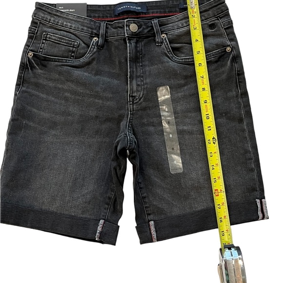 NWT TOMMY HILFIGER Women's Greenwich Cuffed Bermuda Denim Shorts in Black Size 8 - Picture 8 of 10
